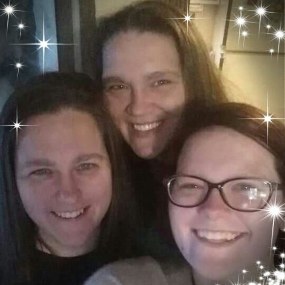 Meet your Posher, Carnellia - Picture 1 of 1